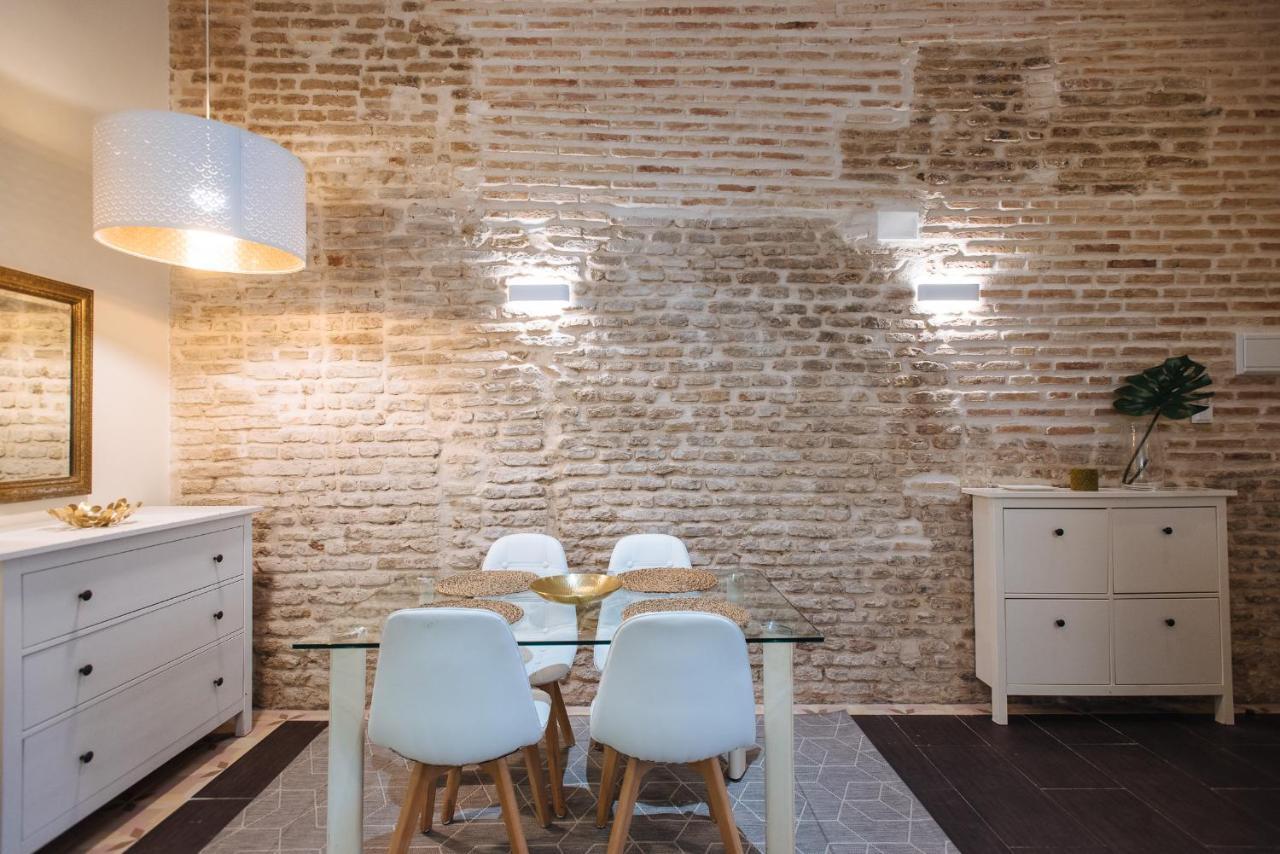 Cozy Apartment In House-Palace With Private Patio Sevilha Exterior foto
