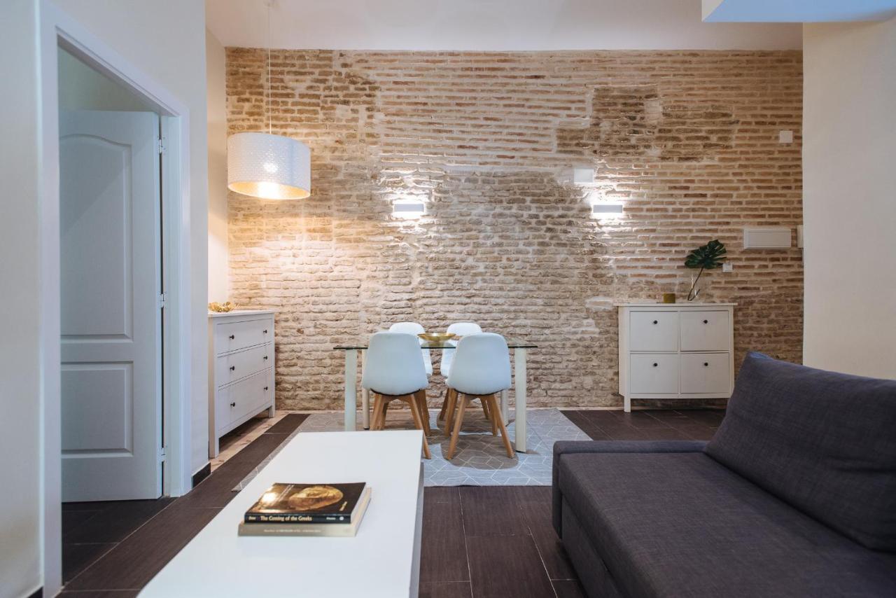Cozy Apartment In House-Palace With Private Patio Sevilha Exterior foto