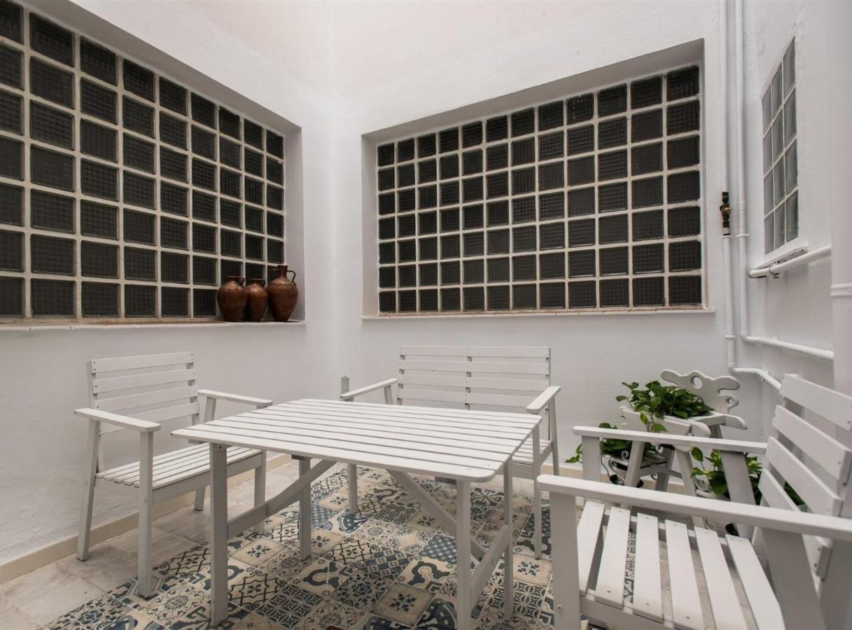 Cozy Apartment In House-Palace With Private Patio Sevilha Exterior foto